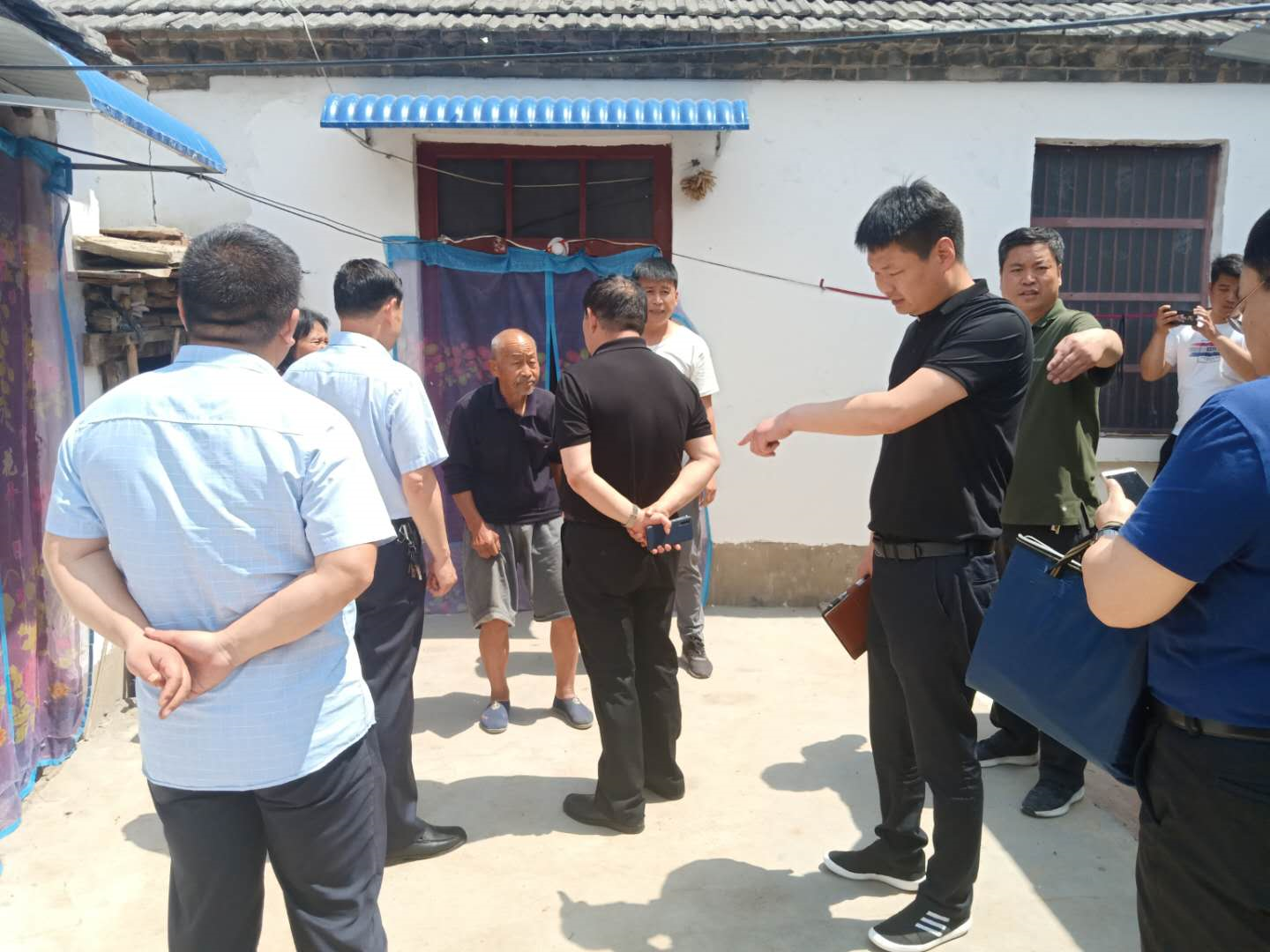 纸店镇张怀君的最新消息，一个深入人心的故事