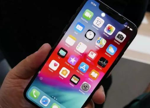 苹果iPhone 6升级最新系统是否会导致卡顿？解析与探讨